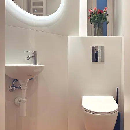 Apartament Quiet Luxury On Florianska Kraków Zewnętrze zdjęcie