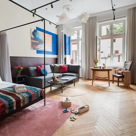 Apartament Quiet Luxury On Florianska Kraków Zewnętrze zdjęcie