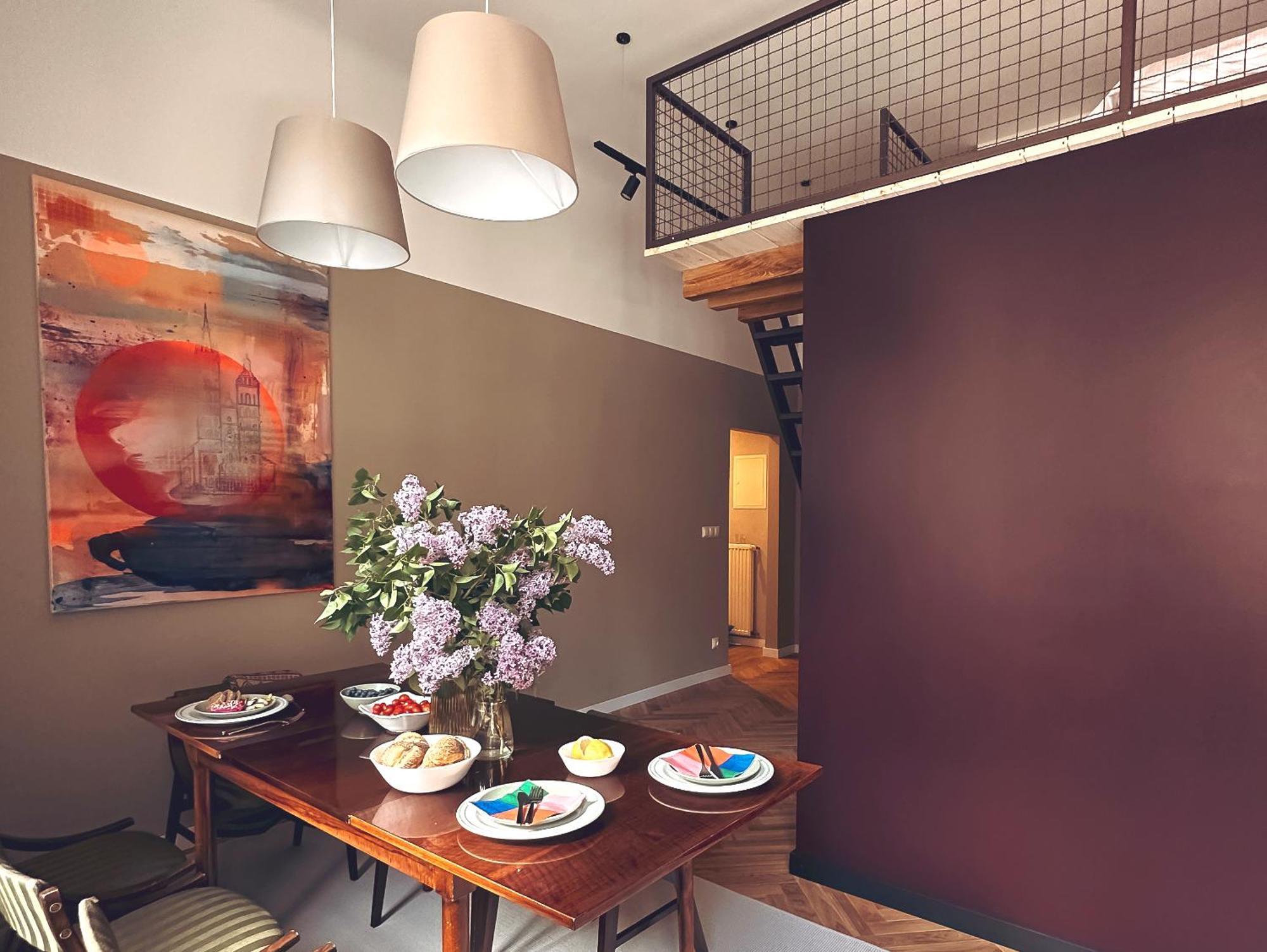 Quiet Luxury On Florianska Apartment *