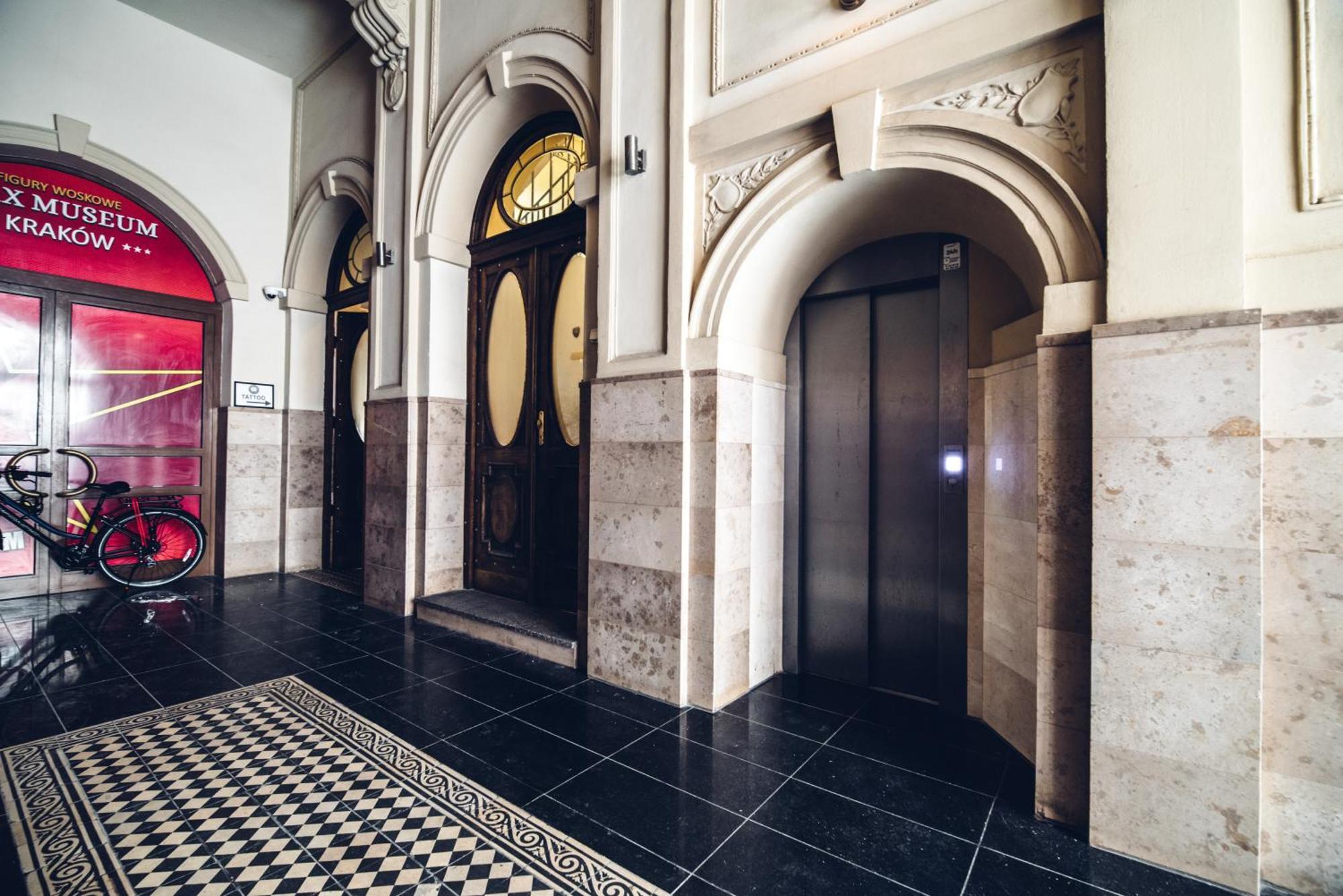 Quiet Luxury On Florianska