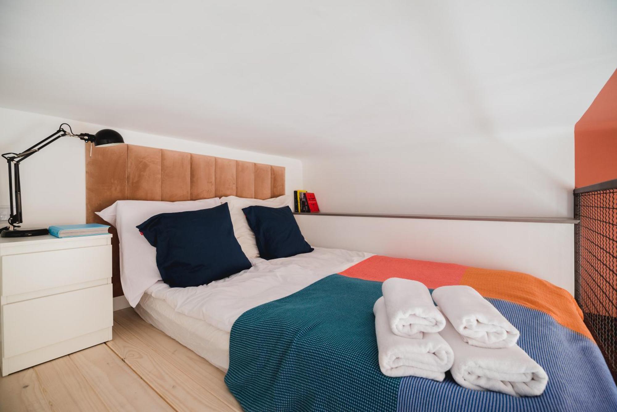 Quiet Luxury On Florianska Apartment Krakow
