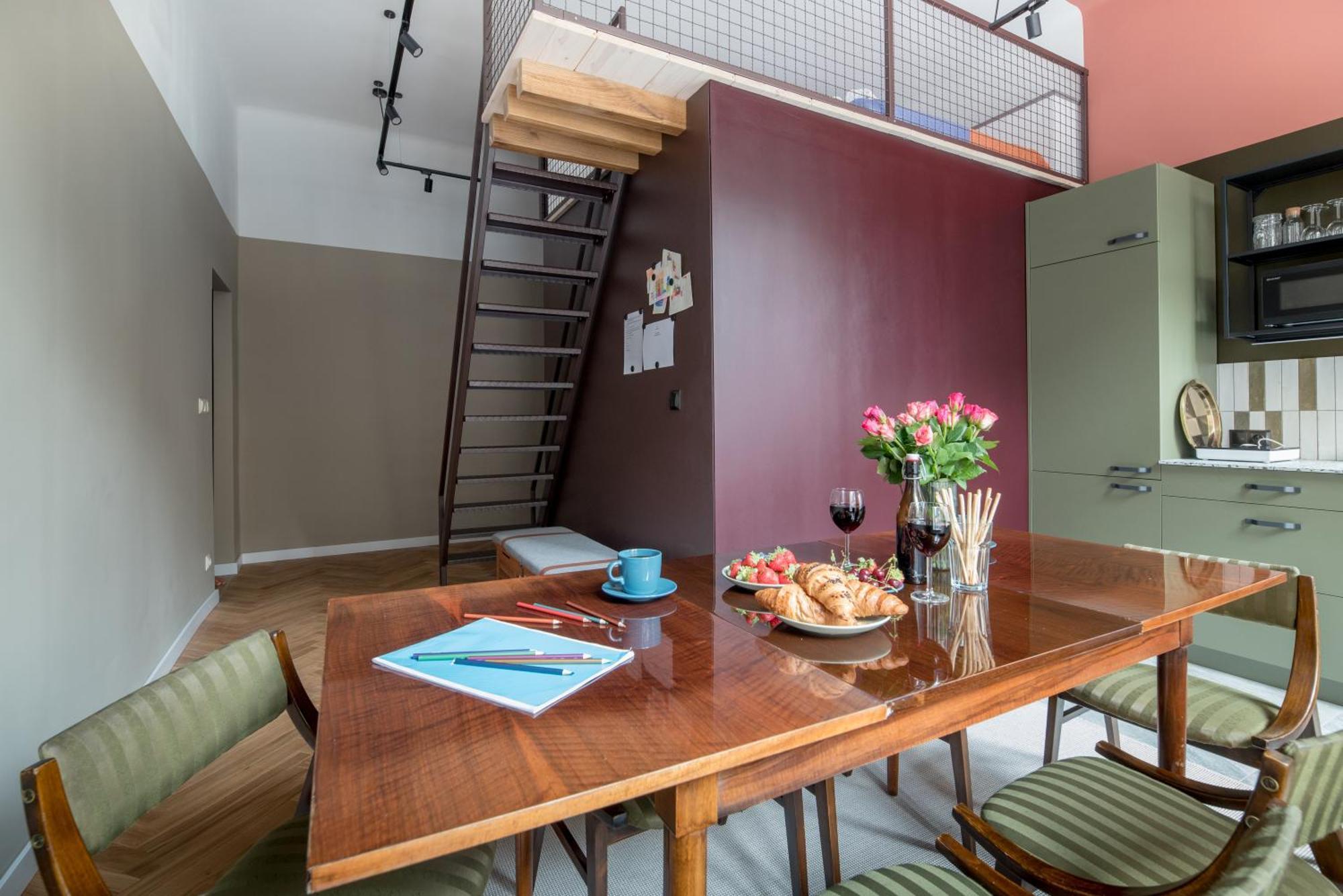 Quiet Luxury On Florianska